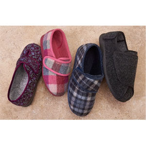 Free Cosyfeet Slippers