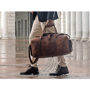 Free DÖTCH LEATHER Bag
